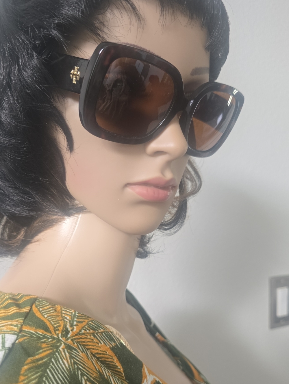 Tory Burch Large Square Brown Gradient Sunglasses with Gold Logo